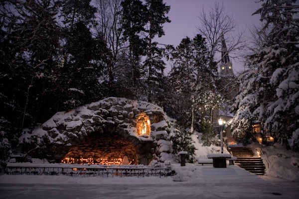 grotto_basilica_winter