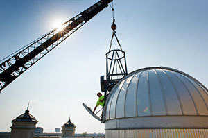 Installation of the Sarah L. Krizmanich Telescope on the roof of the Jordan Hall of Science