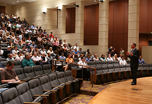 Richard C. Notebaert speaks as part of the 2007 "Boardroom Insights" lecture series