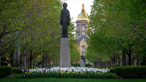 Statue of Our Lady of the University in the main circle. Photo by Matt Cashore/University of Notre Dame.
