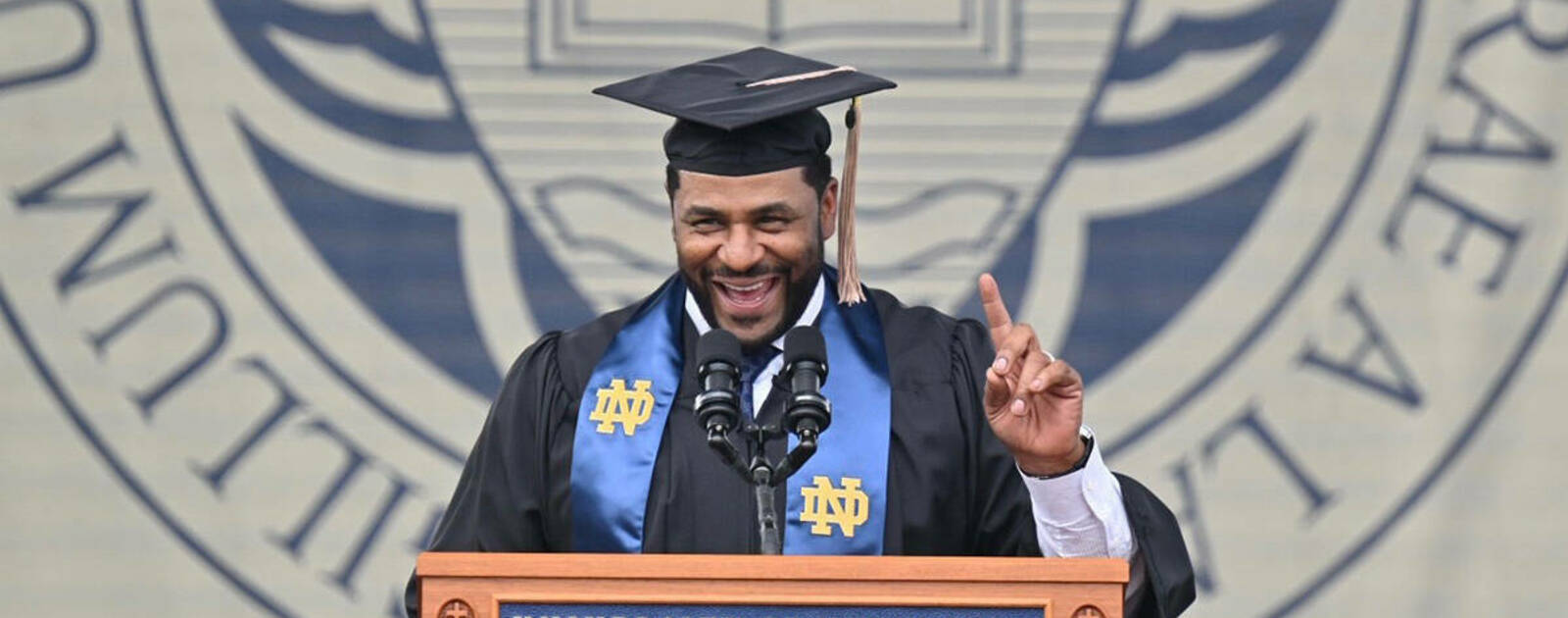 Jerome Bettis jokes about returning to school at Notre Dame: 'The idea was  much greater than the reality'