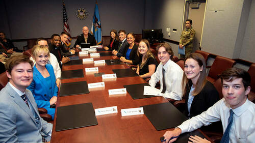 National Security Innovation students meet with Notre Dame alumnus Adm. Chris Grady, vice chairman of the Joint Chiefs of Staff, in Washington, D.C.