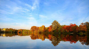 Fall color on St. Mary’s Lake, 2022 (Photo by Matt Cashore/University of Notre Dame)