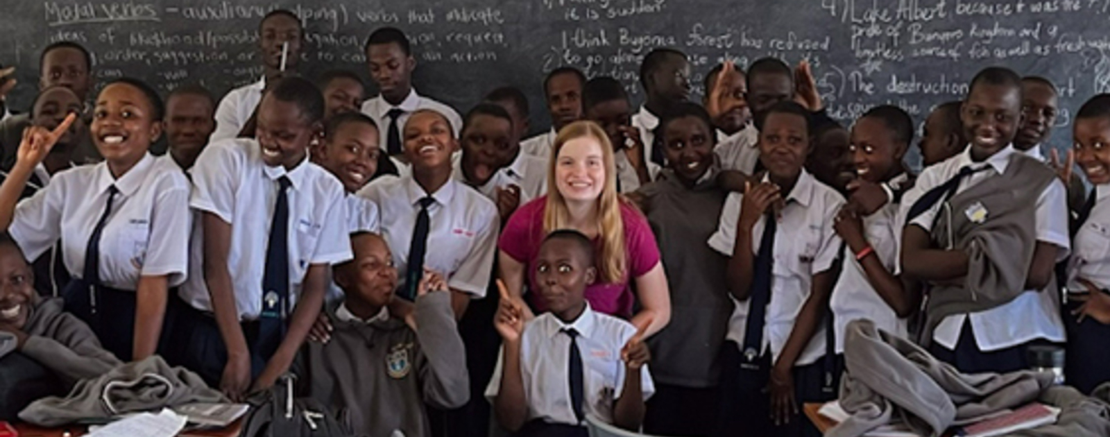 Una estudiante de negocios en Notre Dame pasa su verano enseñando y trabajando como voluntaria en una escuela para discapacitados en Uganda |  Noticias |  Noticias de Notre Dame